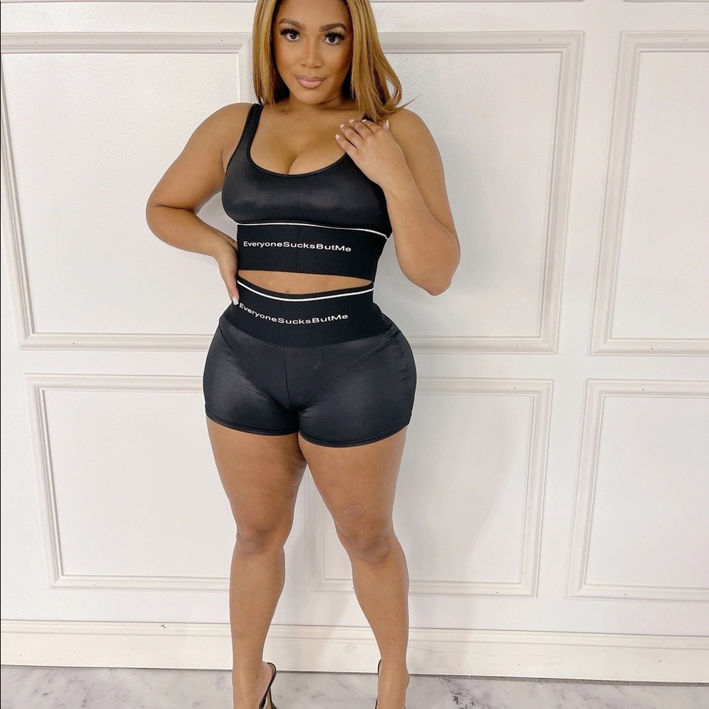 Two piece set